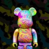 Яскравий Bearbrick