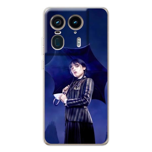 Чохли Венсдей на Motorola Edge 50 Ultra Уенсдей (AlphaPrint) – Венздей з парасолькою