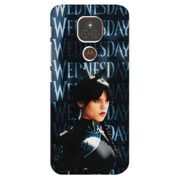 Чехлы Венсдей на Motorola MOTO E7 Plus Уэнсдей (AlphaPrint) – Уэнздей кошка