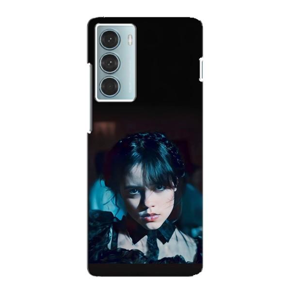 Чехлы Венсдей на Motorola MOTO G200 Уэнсдей (AlphaPrint) – взгляд Уэнздей