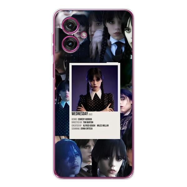 Чехлы Венсдей на Motorola Moto G55 Уэнсдей (AlphaPrint) – коллаж Уэнздей