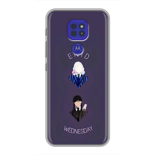 Чехлы Венсдей на Motorola MOTO G9 Play Уэнсдей (AlphaPrint) – Уэнздей и подруга