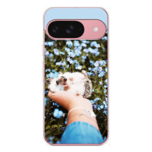 Чехлы с изображением разных животных для Google Pixel 10 Pro (Ежик на руках)