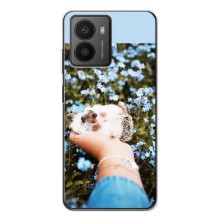 Чехлы с изображением разных животных для HMD Fusion (Ежик на руках)