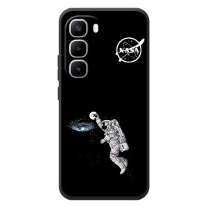 Силиконовый бампер с принтом "Наса" на Infinix Hot 60 Pro Plus – Космонавт баскетболист