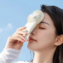 Портативний вентилятор SQT-BF2 з карабіном 1800mAh – Білий