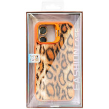 Чехол TPU+PC Wild Leopard with MagSafe and Lens для Apple iPhone 13 / 14 (6.1") – Оранжевый