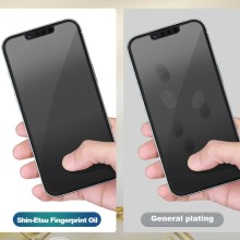 Защитное 2.5D стекло Blueo Corning Gorilla Glass для Apple iPhone 15 / 16 (6.1") – Черный