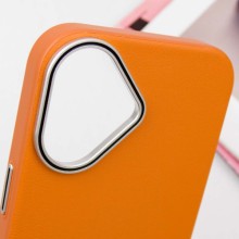 Чехол SGP PC+Leather with MagSafe для Apple iPhone 16 Plus (6.7") – Коричневый