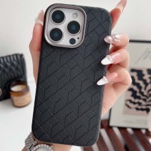 Кожаный чехол Carved with MagSafe для Apple iPhone 16 Pro Max (6.9") – Black