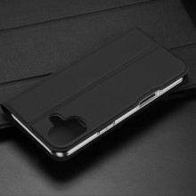 Чохол-книжка Dux Ducis з кишенею для візиток для Apple iPhone 16 (6.1") – Чорний