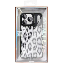Чехол TPU+PC Wild Leopard with MagSafe and Lens для Apple iPhone 17 Pro (6.3") – Черный