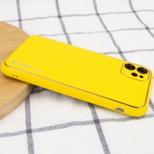 Кожаный чехол Xshield для Apple iPhone 11 (6.1") – Желтый