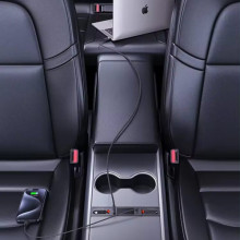 Переходник HUB Usams US-SJ649 60W Car Central Control Charging HUB For Tesla (3/Y) – Черный