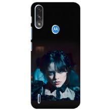 Чехлы с принтом Уэнсдей на Motorola E7 Power – Танец Уэнсдей