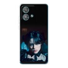 Чехлы Венсдей на Motorola Edge 40 Neo Уэнсдей (AlphaPrint) (взгляд Уэнздей)