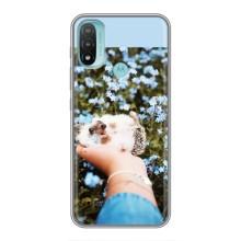 Чохли з зображенням різних тварин на Motorola MOTO E40 (Їжачок в руці)