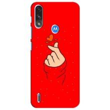 Чехлы (Знак сердечка) на Motorola Moto E7i / E7 Power (Сердце на красном)