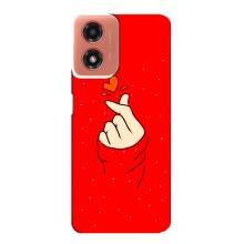 Чехлы (Знак сердечка) на Motorola MOTO G04 – Сердце на красном