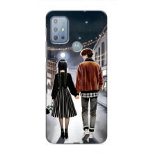 Чехол с дизайном Венздей 2 на Motorola MOTO G20 – Уэнсдей и Тайлер