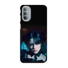 Чехлы Венсдей на Motorola MOTO G31 Уэнсдей (AlphaPrint) (взгляд Уэнздей)