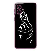 Чехлы (Знак сердечка) на Motorola Moto G55 – Сердце на черном