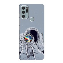 Чехол NASA для Motorola MOTO G60s (AlphaPrint) (Космонавт фото)