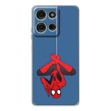 Чехол Супергерой Человека Паука на Motorola Moto G75 – На паутине