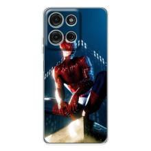 Чехол Супергерой Человека Паука на Motorola Moto G75 – Паук на доме