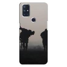 Чехлы на военную тематику для OnePlus Nord 10 5G – Бой солдат