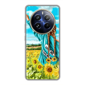Чехол Стильные девушки на Realme 12 Pro Plus – Девушка на поле