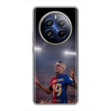 Чехол с футболистом Ламин Ямаль Realme 12 Pro Plus – Ямаль на стадионе