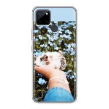 Чехлы с изображением разных животных для Realme C21Y (Ежик на руках)