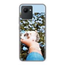 Чехлы с изображением разных животных для Realme C30 (Ежик на руках)