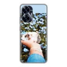 Чехлы с изображением разных животных для Realme C55 (Ежик на руках)