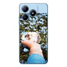 Чехлы с изображением разных животных для Realme C61 (Ежик на руках)