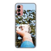 Чохли з зображенням різних тварин на Samsung Galaxy A04s (Їжачок в руці)