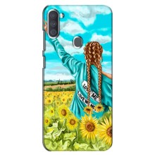 Чехол Стильные девушки на Samsung Galaxy A11 (A115) – Девушка на поле