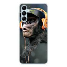 Чехол с Обезьянами Samsung Galaxy M16 - (AlphaPrint) (В наушниках)