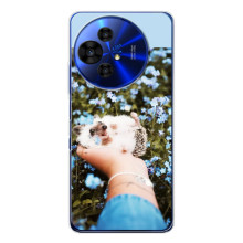 Чехлы с изображением разных животных для TCL 50 Pro NxtPaper (Ежик на руках)