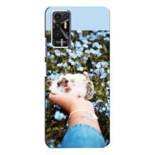 Чехлы с изображением разных животных для TECNO Pova-2 (LE7n) (Ежик на руках)