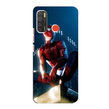 Чехол Супергерой Человека Паука на TECNO Spark 5 (Паук на доме)