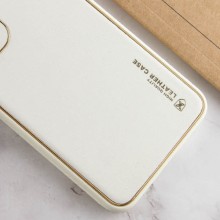 Кожаный чехол Xshield для Xiaomi 14 – Белый
