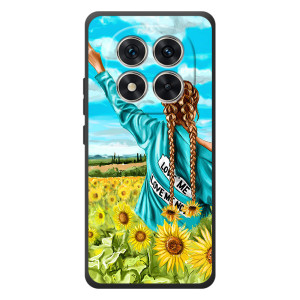 Чехол Стильные девушки на Xiaomi Poco M8 Pro – Девушка на поле
