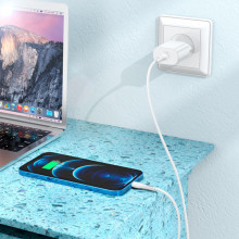 СЗУ Hoco N22 Jetta PD25W (1USB-C) + кабель Type-C to Lightning – Белый