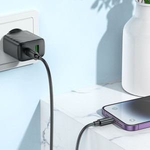 МЗП Hoco CS23A Sunlight PD30W+QC3.0 (1USB-A/1C) + кабель Type-C to Lightning – Чорний