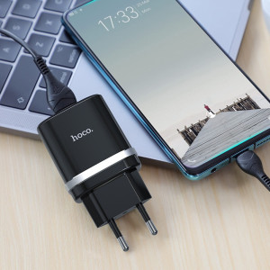 СЗУ Hoco C12Q Smart QC3.0 3A (1USB-A) + кабель USB to Type-C – Черный